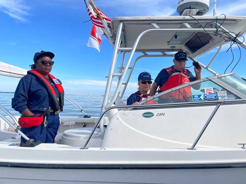 coast guard auxiliary