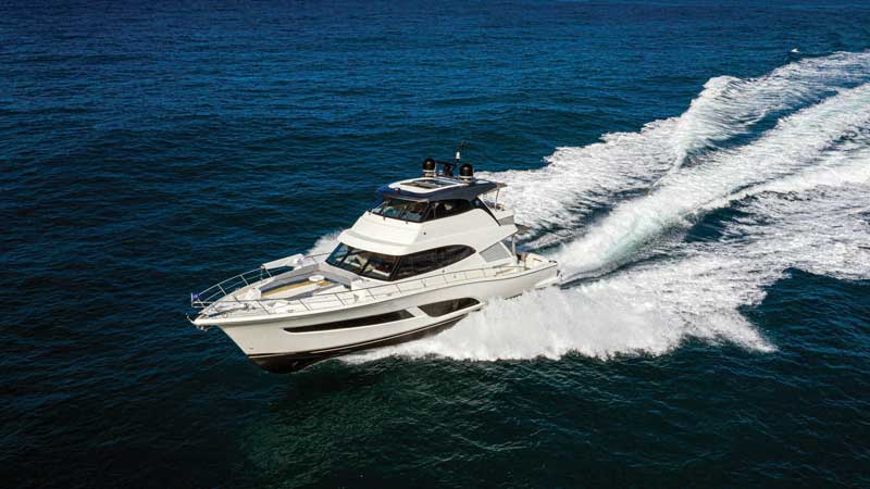 64 sports motor yacht