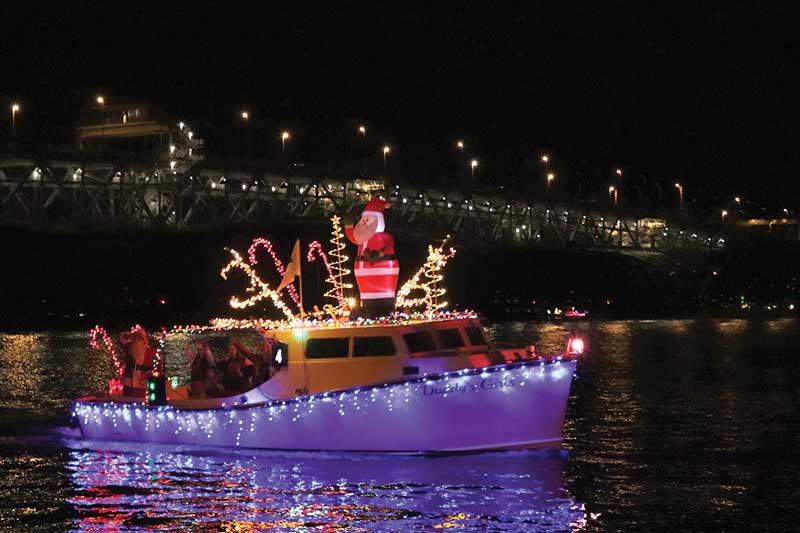 lighted boat parades